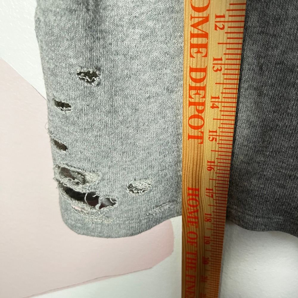 VTG Y2K Wet Seal Gray Distressed Crop Top Womens‎ Small Ripped Grunge - Picture 4 of 5